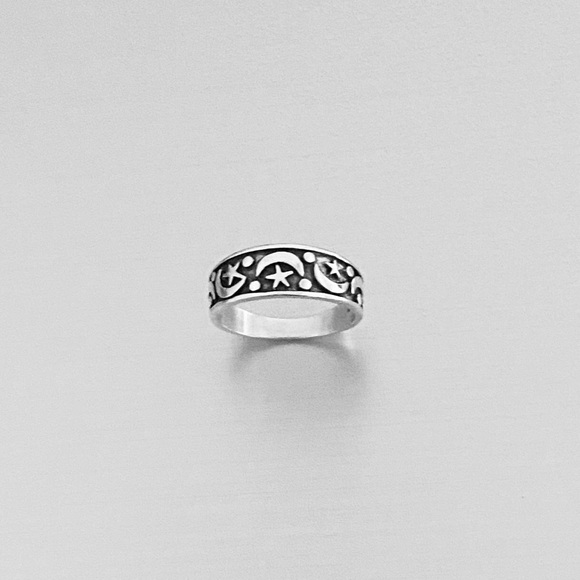 Sterling Silver Moon and Star Ring, Silver Rings, Celestial, Stars, Sky - Picture 8 of 8